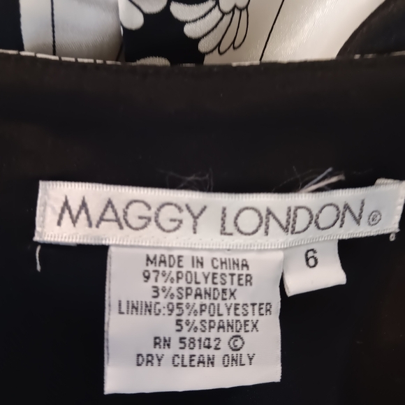 Maggy London Black and White satin dress size 6 - Bold Print Cocktail - Picture 3 of 3